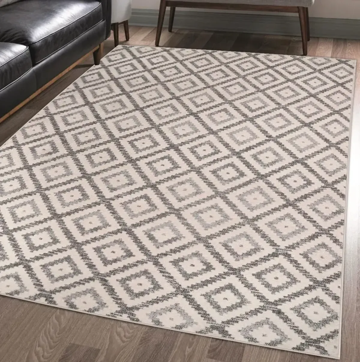 Bergamo 5' x 7' Area Rug - Cream/Gray