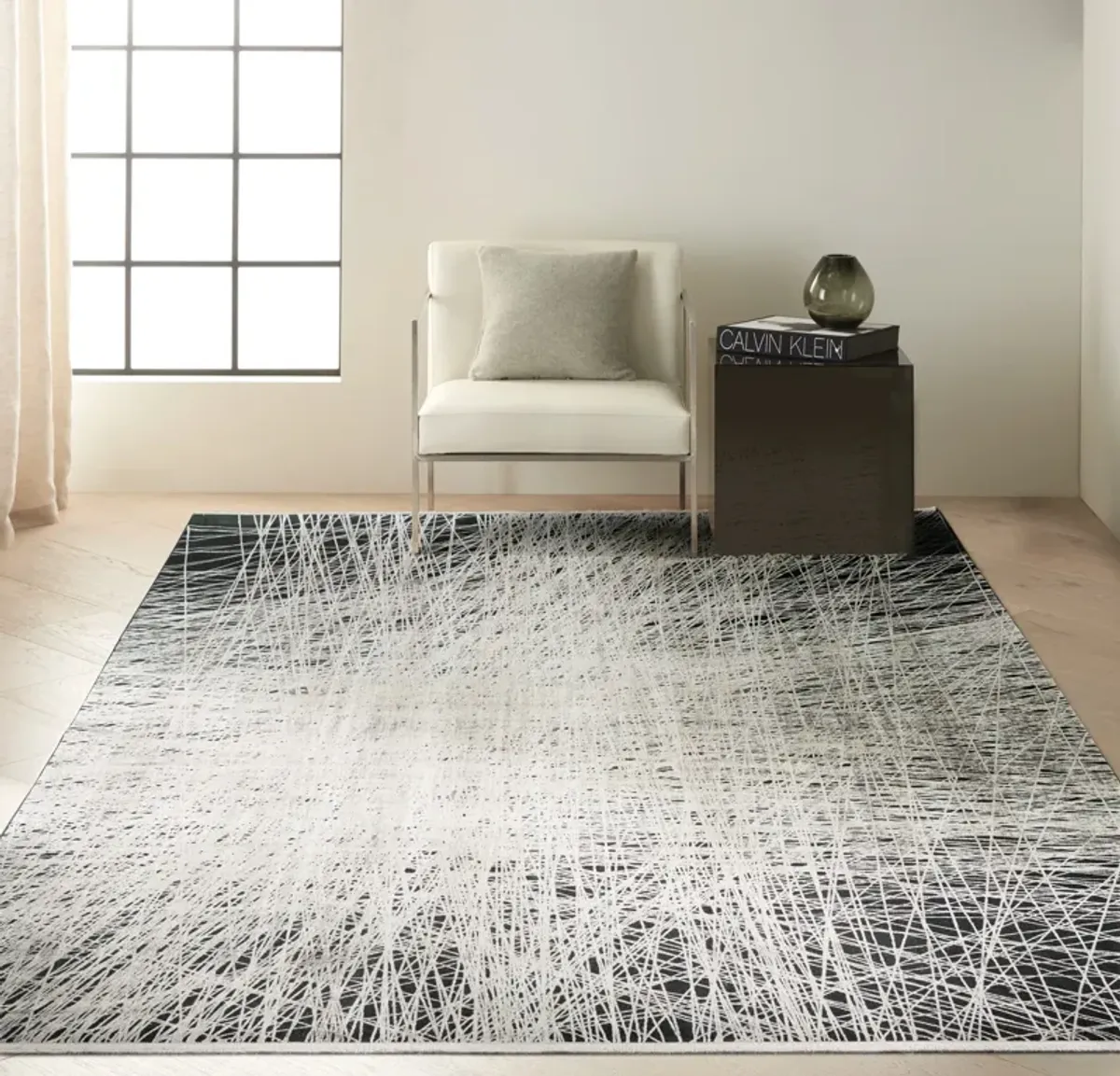 Brussels 5' x 7' Area Rug - Black/Silver