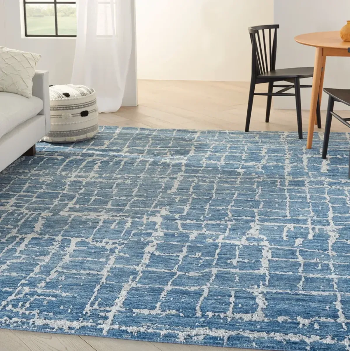 Roma 8' x 10' Area Rug - Blue/Silver