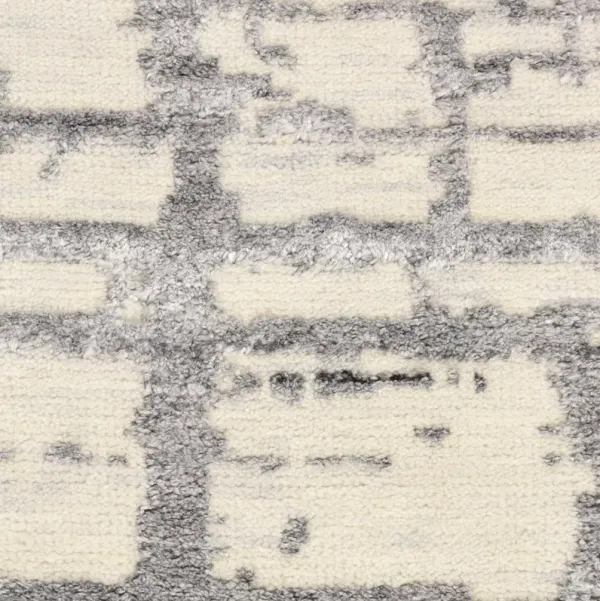 Roma 2' x 3' Area Rug - Ivory/Gray