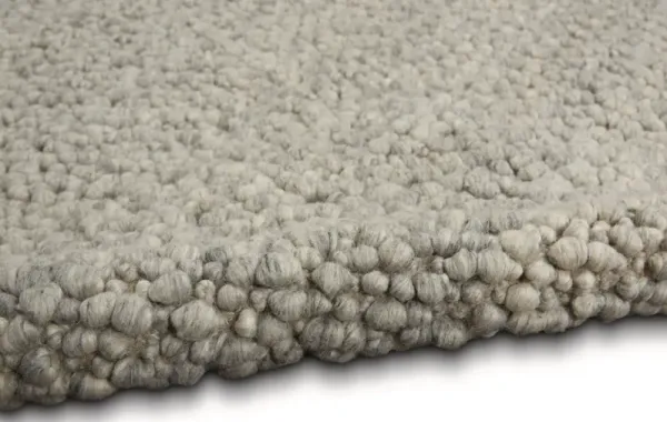 Nice 5' x 8' Area Rug - Gray/Ivory
