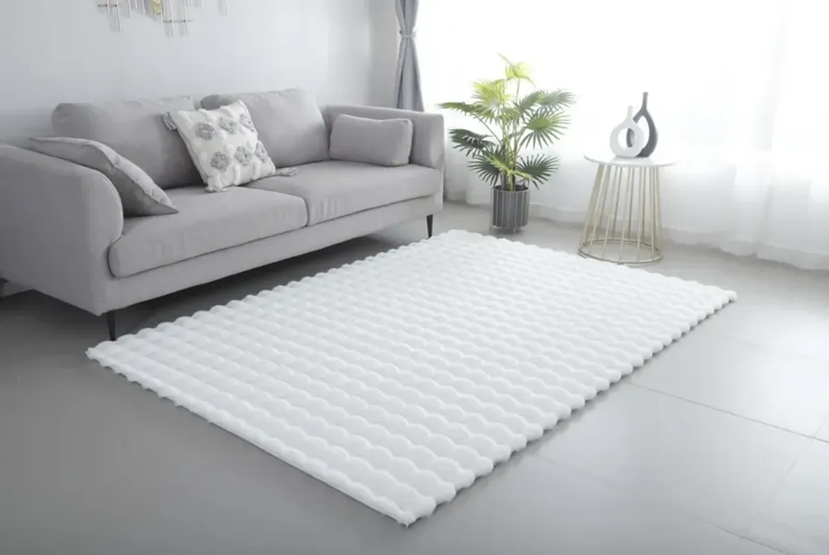 Marengo 5' x 7' Area Rug - White