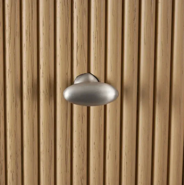 Santa Monica 5-Piece Queen Upholstered Bedroom Set with Dresser and Mirror - Natural