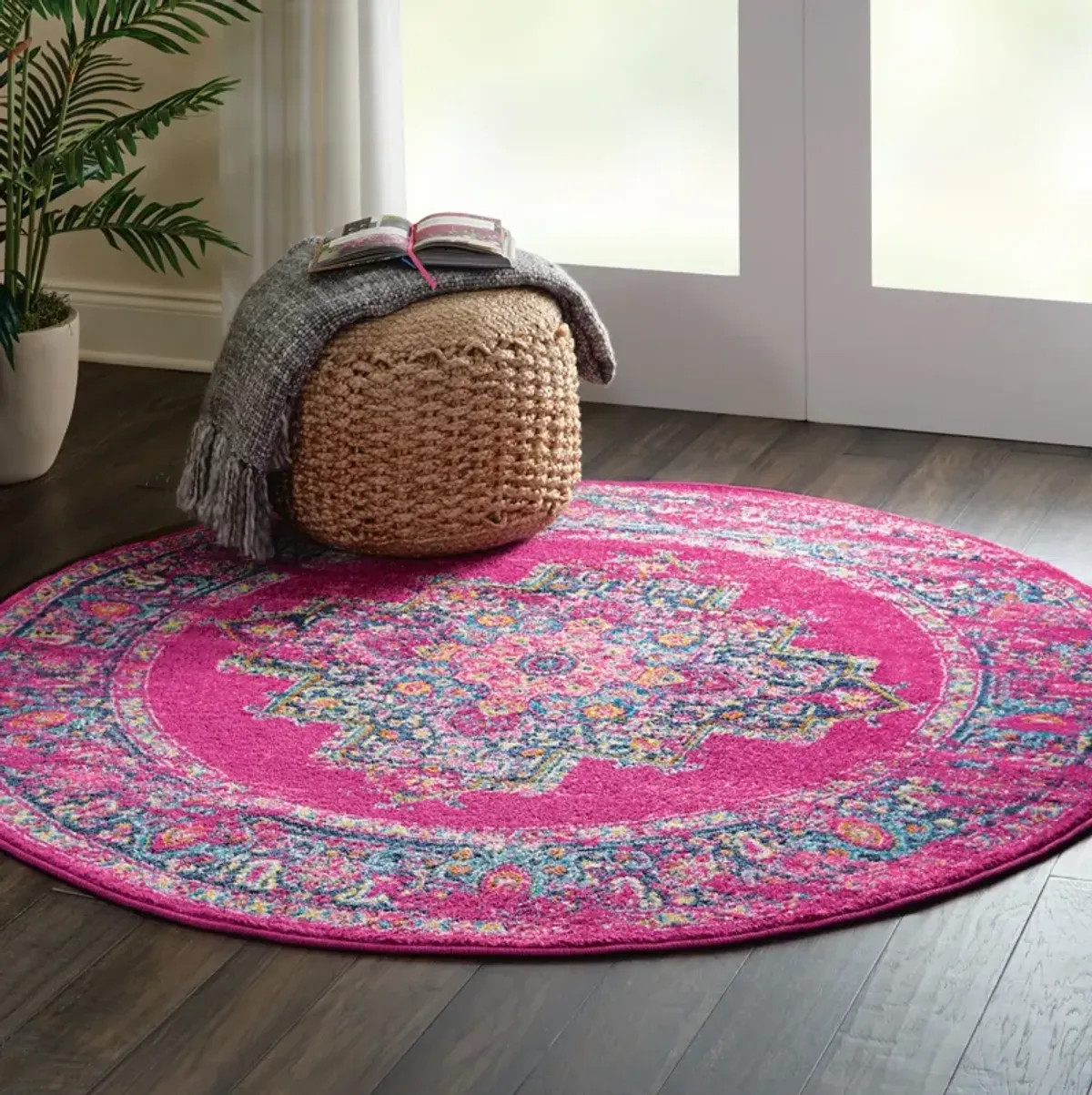 Tralee 4' Round Area Rug - Fuchsia