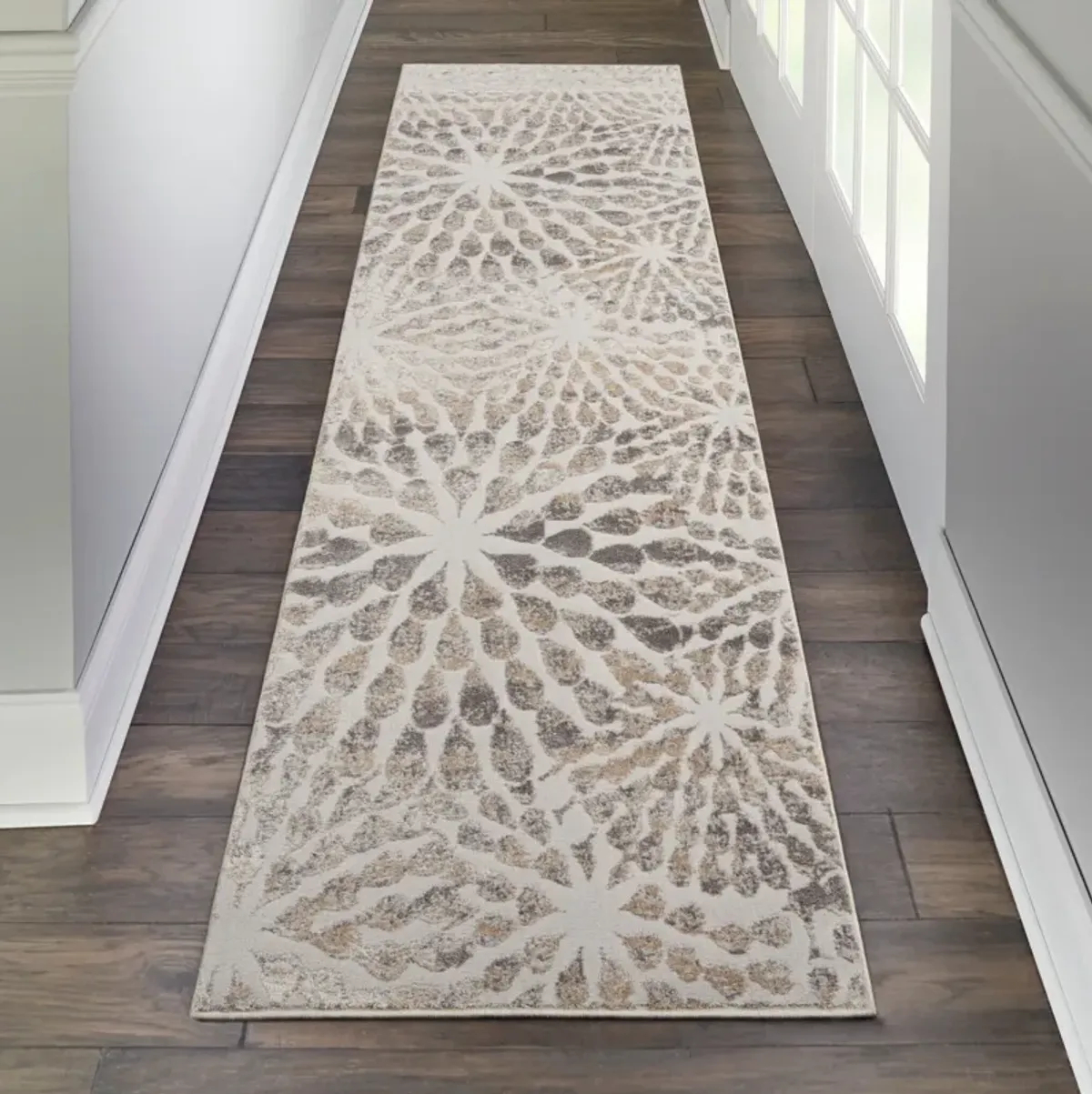 Lucerne 2' x 8' Runner Rug - Ivory/Beige