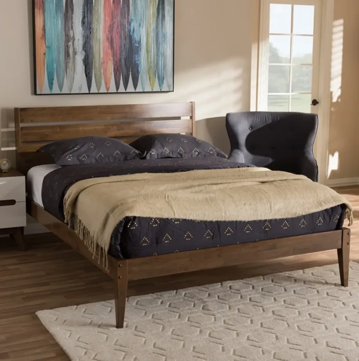 Averie Queen Platform Bed - Walnut Brown