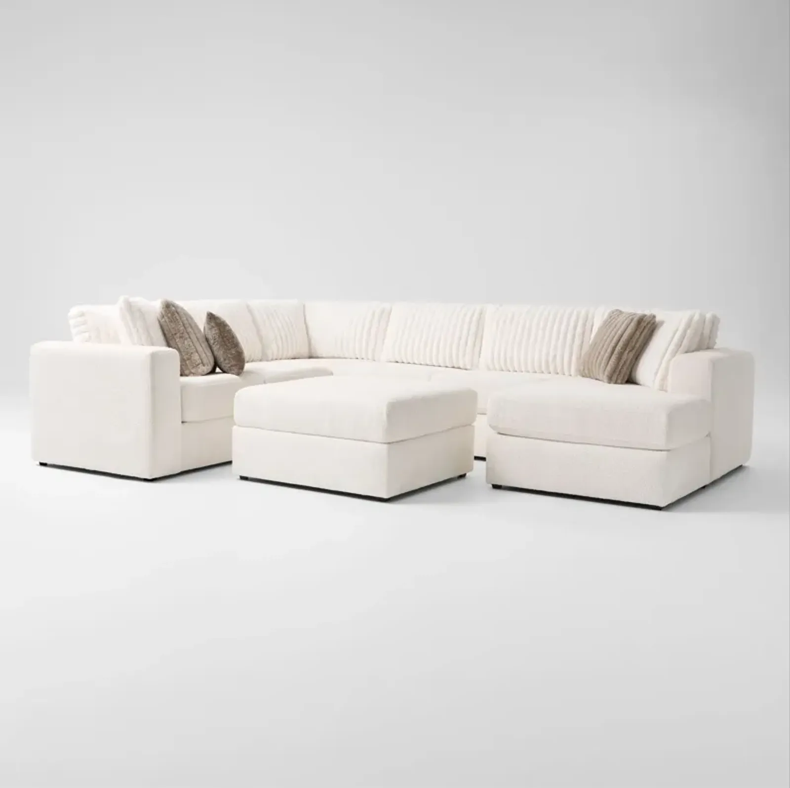 Nori 4-Piece Sectional with Right-Facing Chaise and Ottoman - White