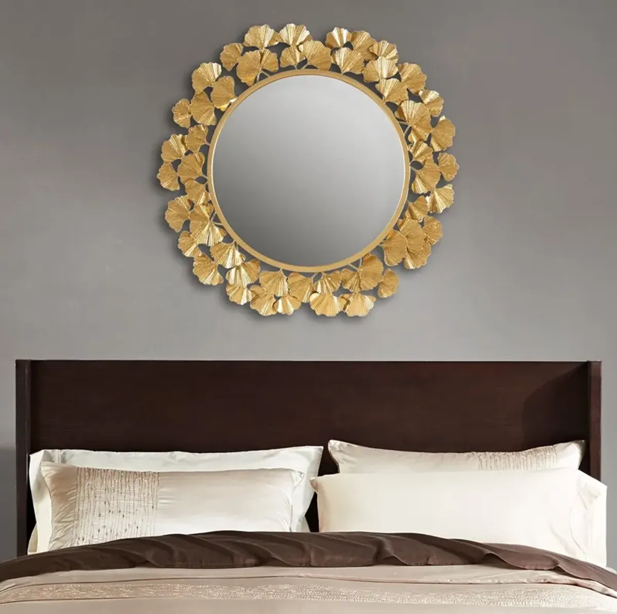 Ashlar 31'' Round Wall Mirror