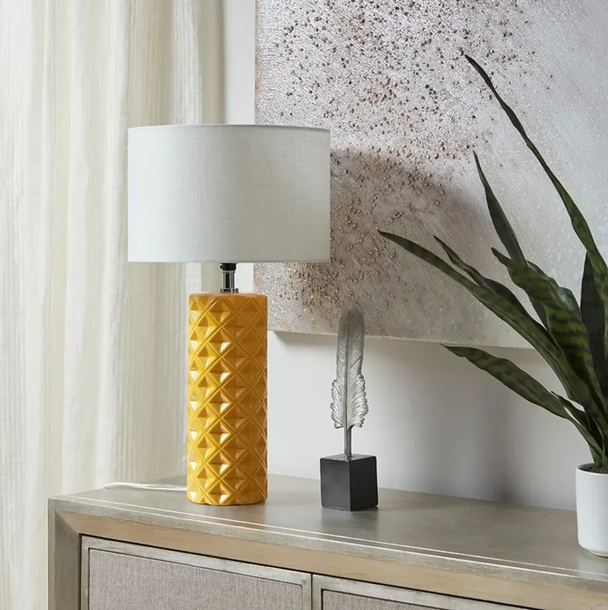 Gibbsite 20'' Table Lamp