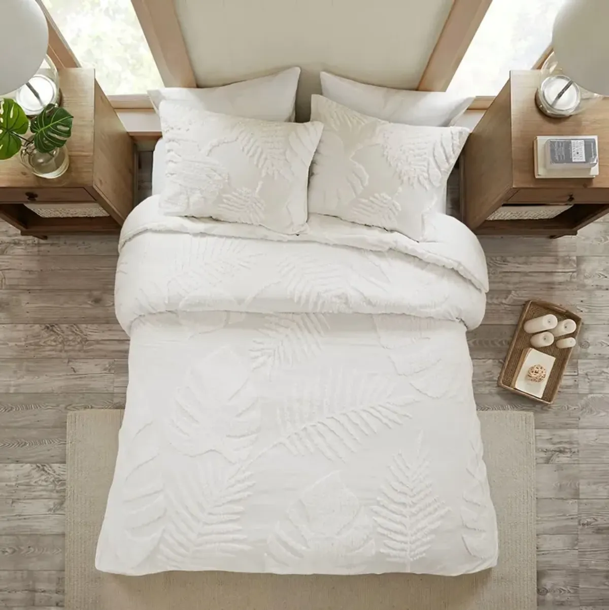 Ariana King/California King Comforter Set - White