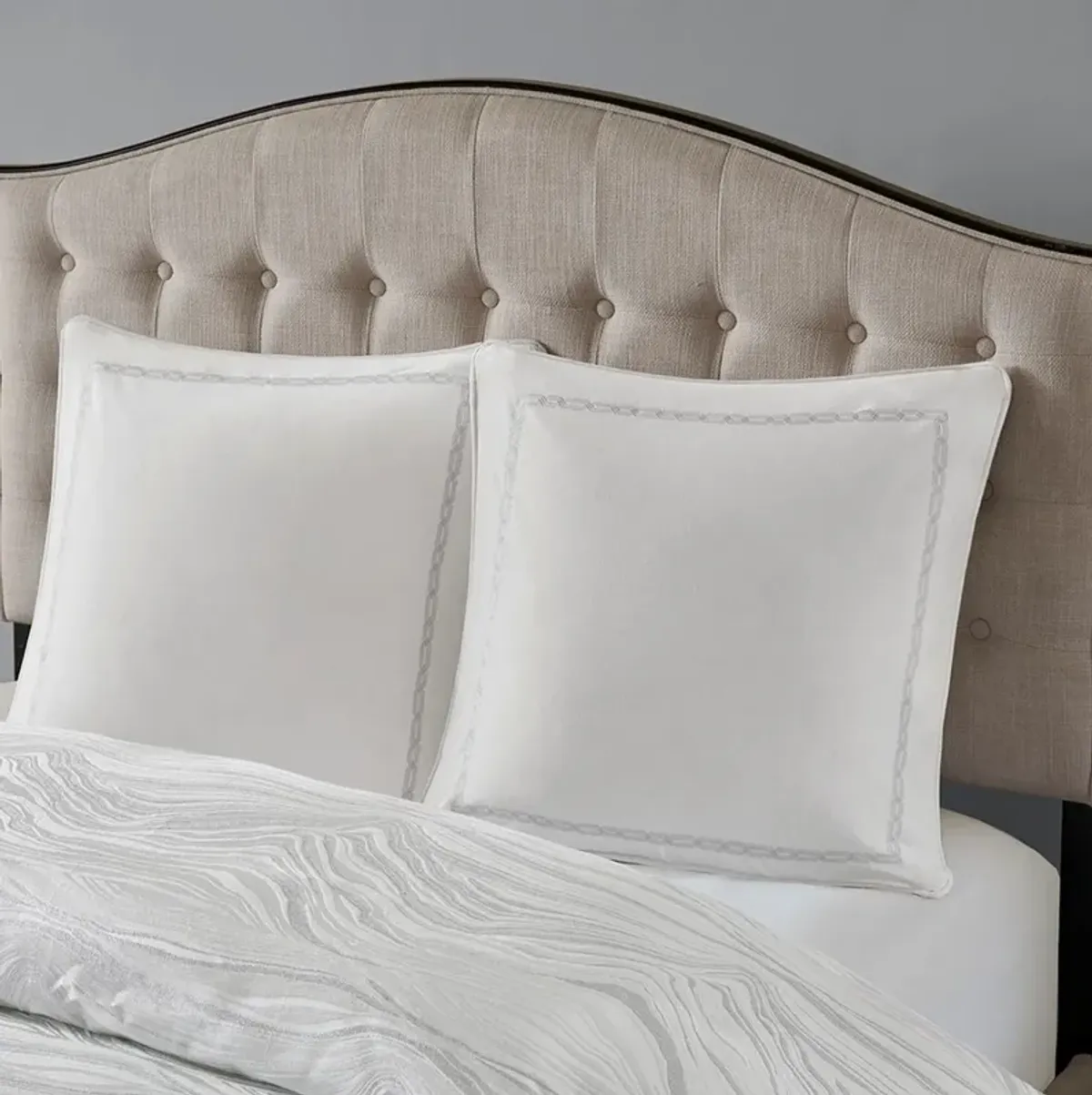 Marie Queen Comforter Set - White