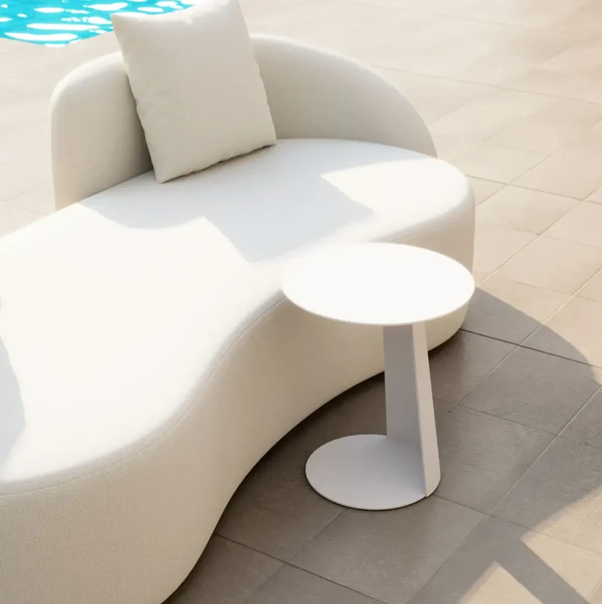 Sarasota Indoor/Outdoor Accent Table