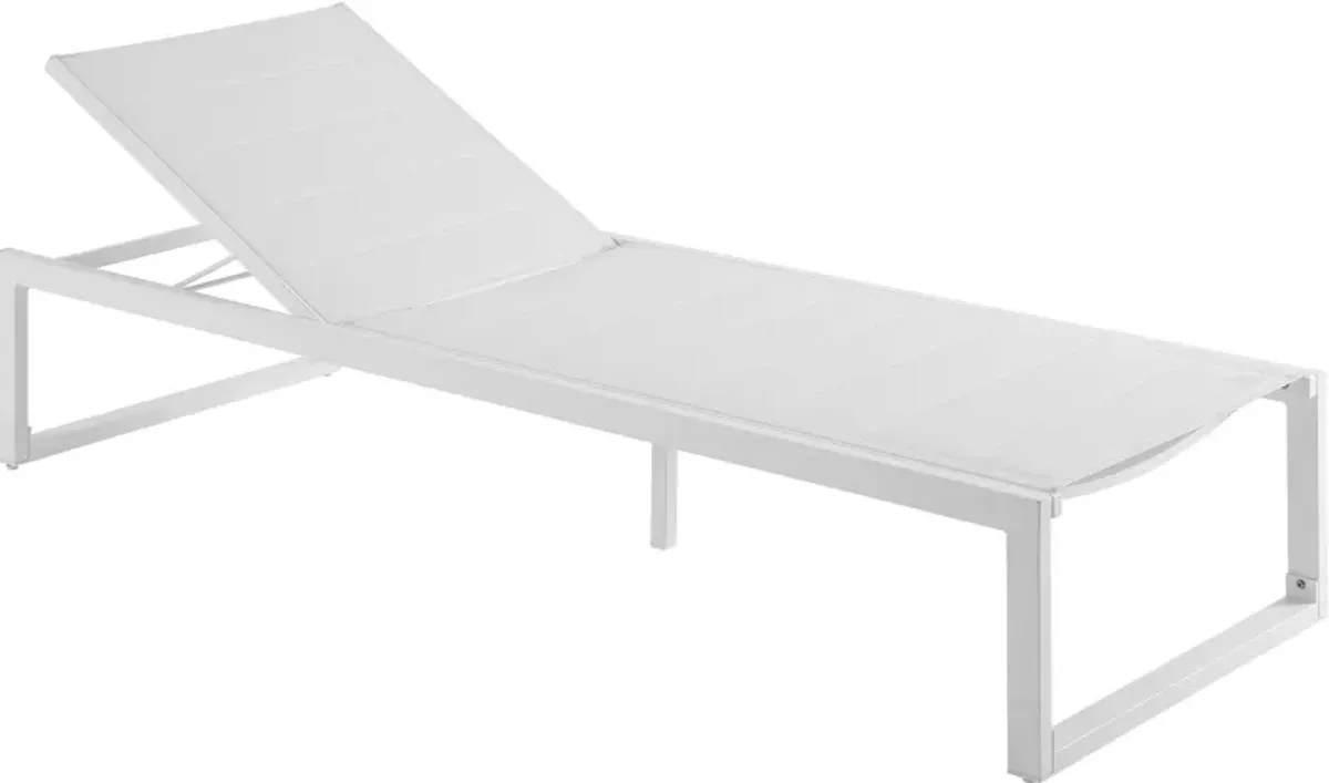 South Hampton Outdoor Chaise Lounge - White