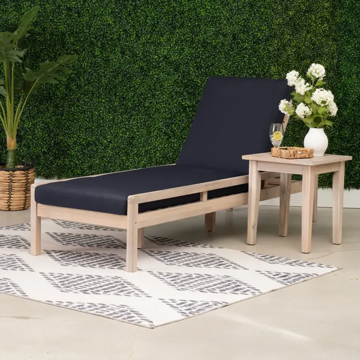 Annotto Bay Outdoor Chaise Lounge - Blue/Natural