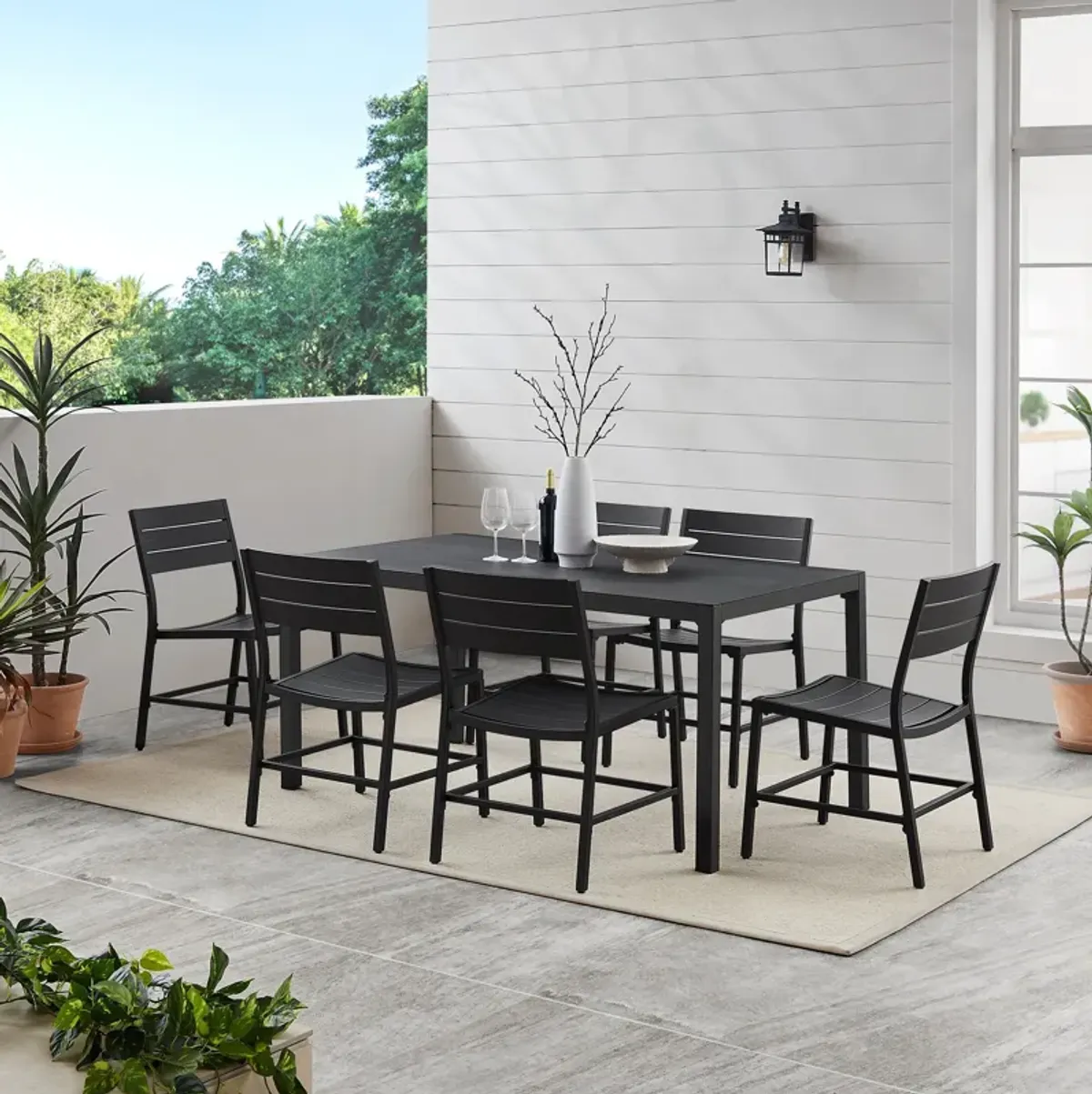 South Hampton Outdoor Dining Table and 6 Dining Chairs - Black