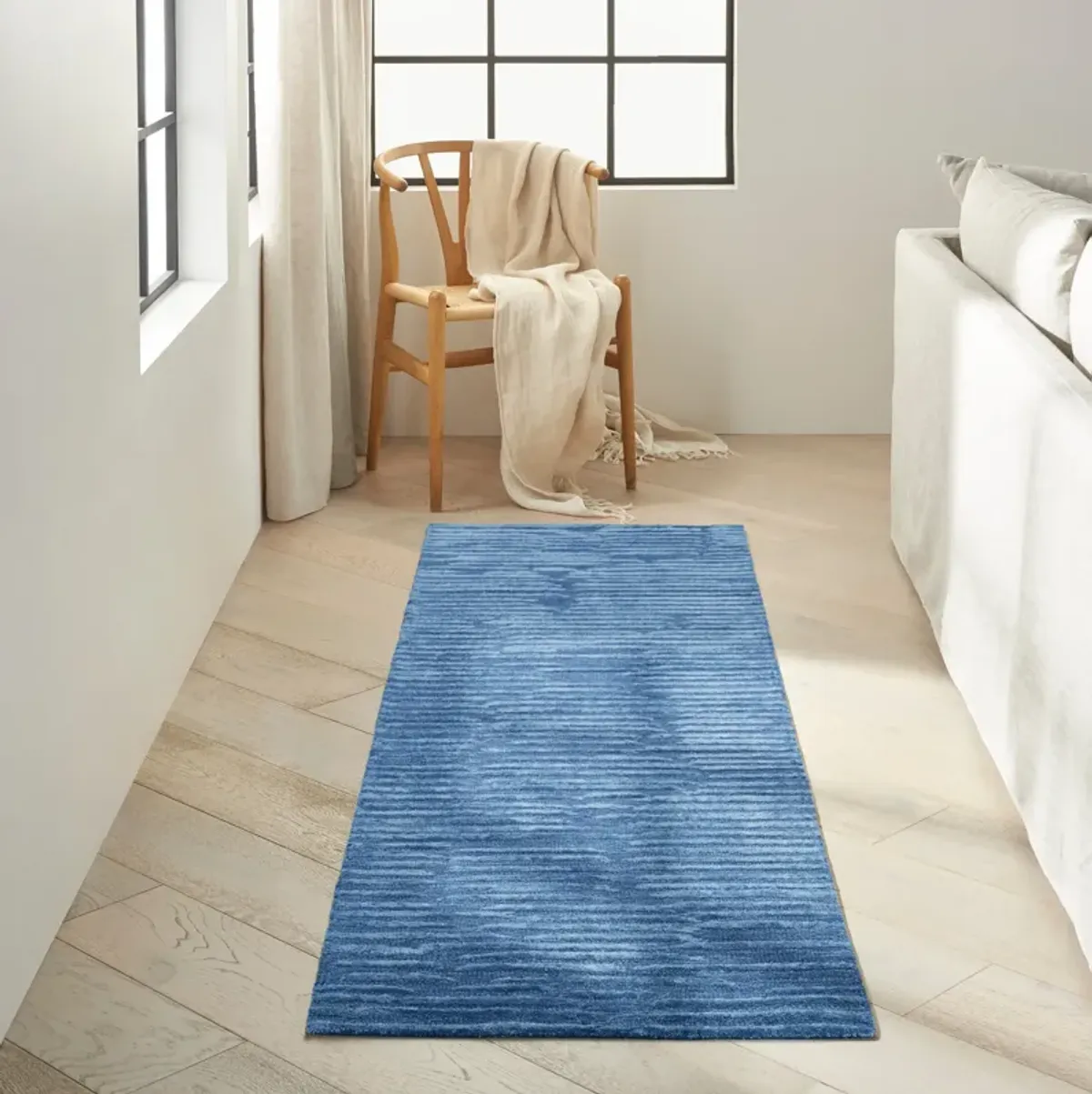 Linnea 2' x 8' Runner Area Rug - Blue