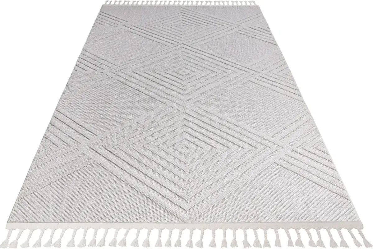 Cassia 5' x 8' Area Rug - Off-White