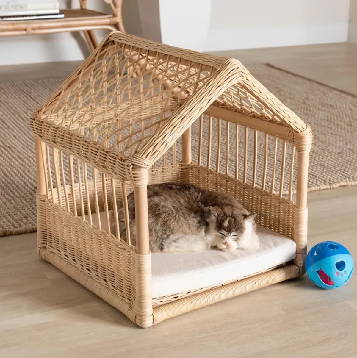 Daisy Nest Pet Bed