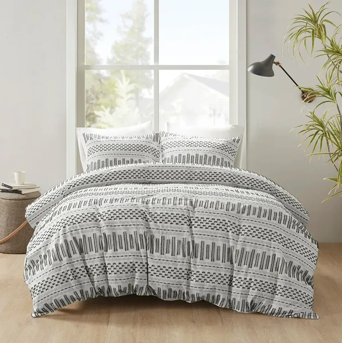 Ramona Full/Queen Comforter Set - Gray/Black