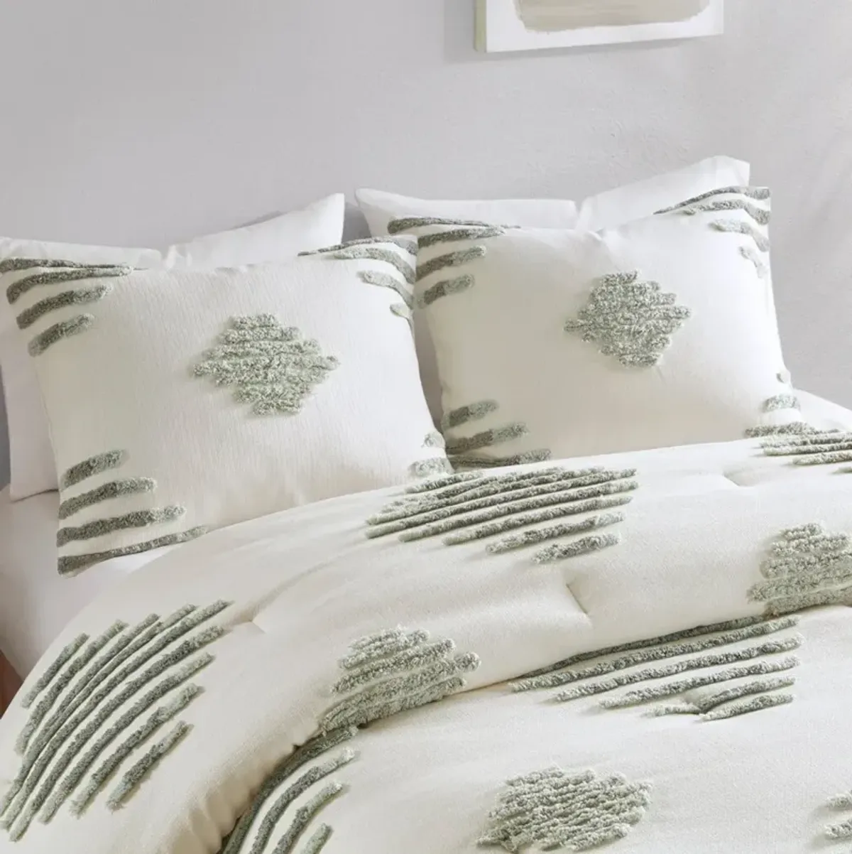 Estrella Full/Queen Comforter Set - Green/Ivory