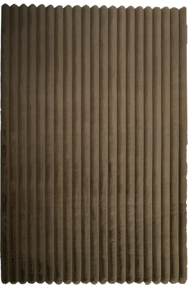 Selena 5' x 8' Area Rug - Brown