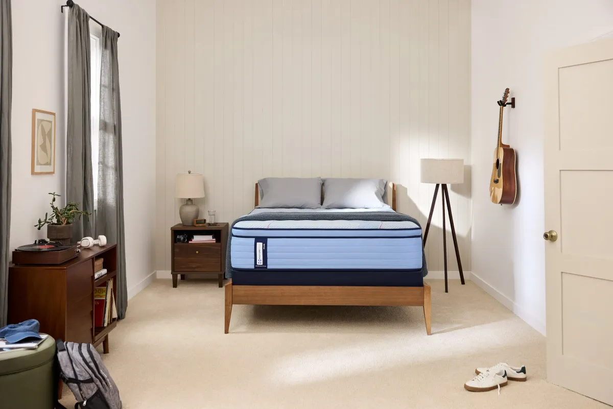 Sealy Posturepedic® Plus Elmsford California King Mattress - Medium