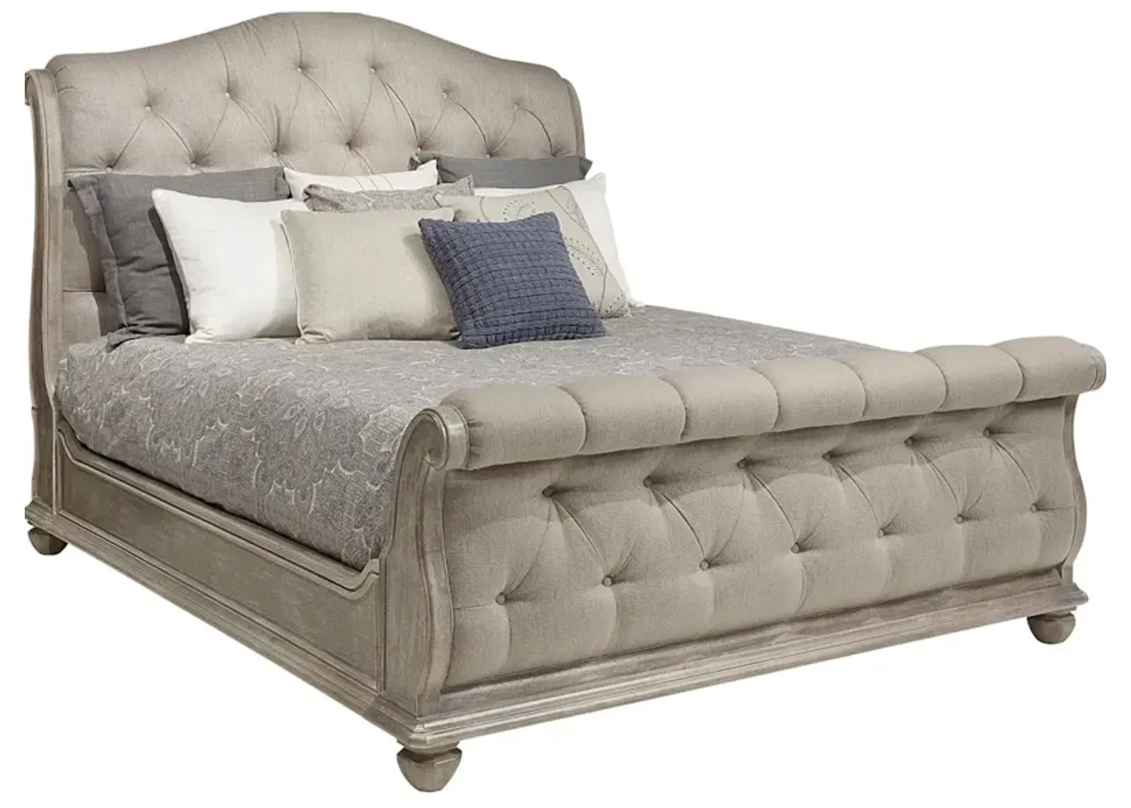 Shoals 5/0 Upholstered Tufted Sleigh Bed