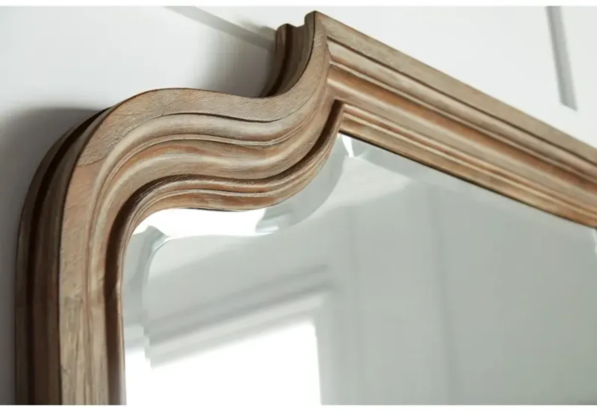 Architrave-Mirror