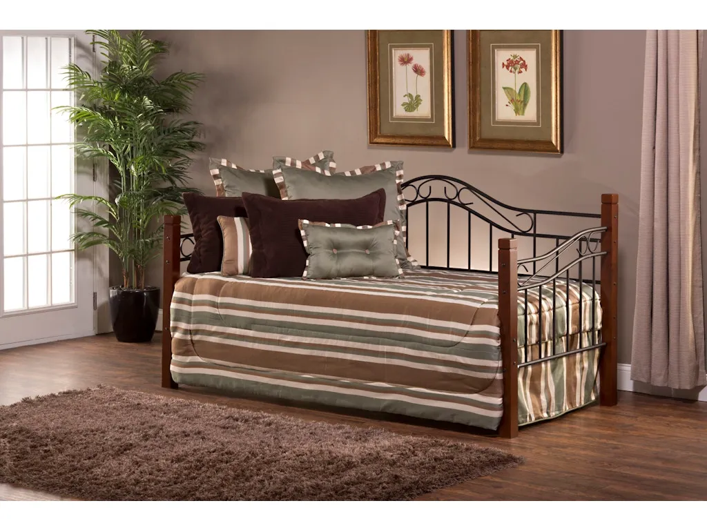 Matson Daybed - Wood Posts