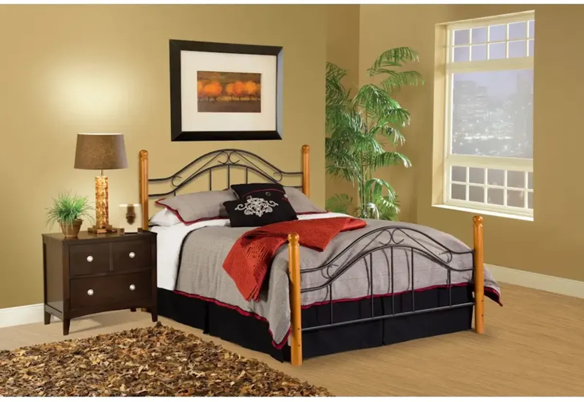 Winsloh Bed Post Set - 4