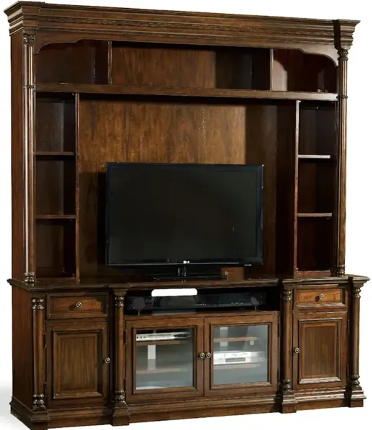 Leesburg Entertainment Console