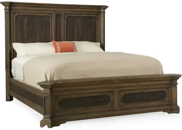Woodcreek Queen Mansion Bed