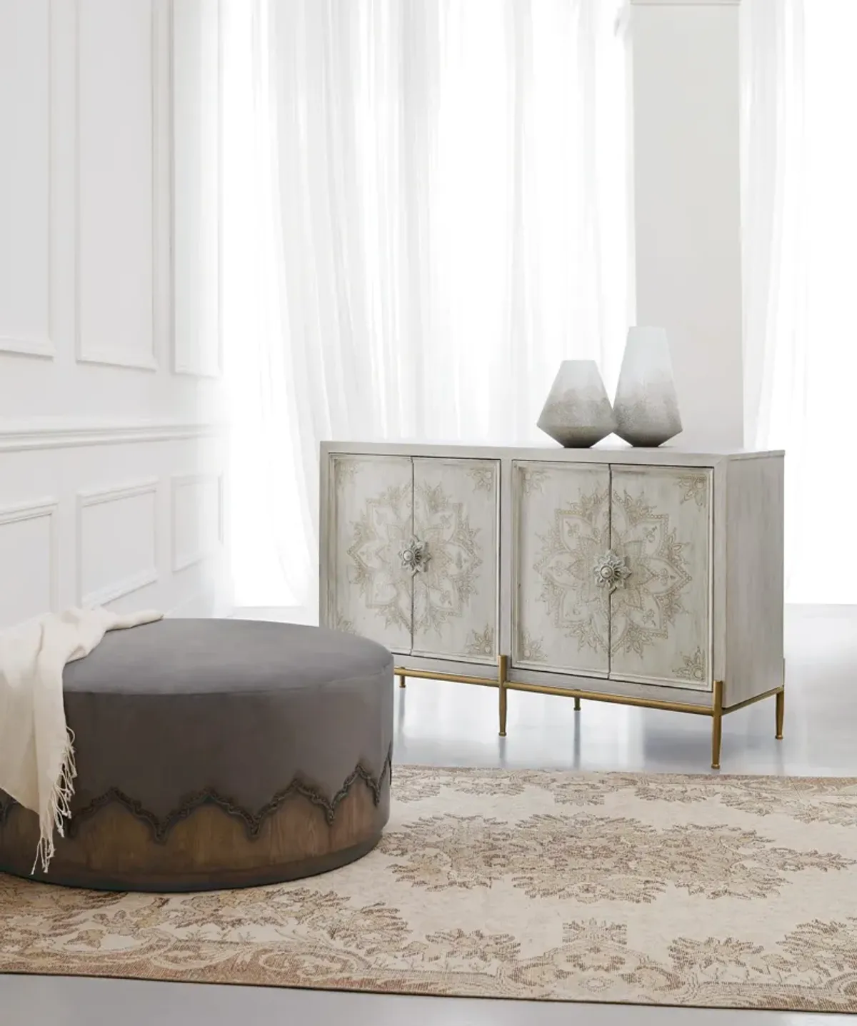 Melange Meyers Cocktail Ottoman