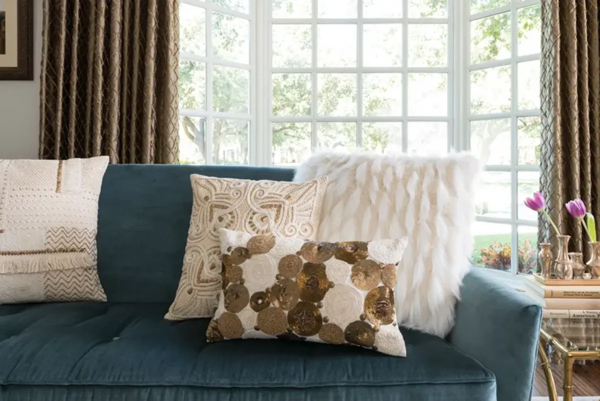 22 X 22 PILLOW