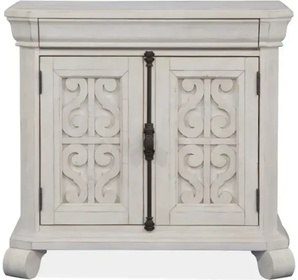 Bachelor Chest