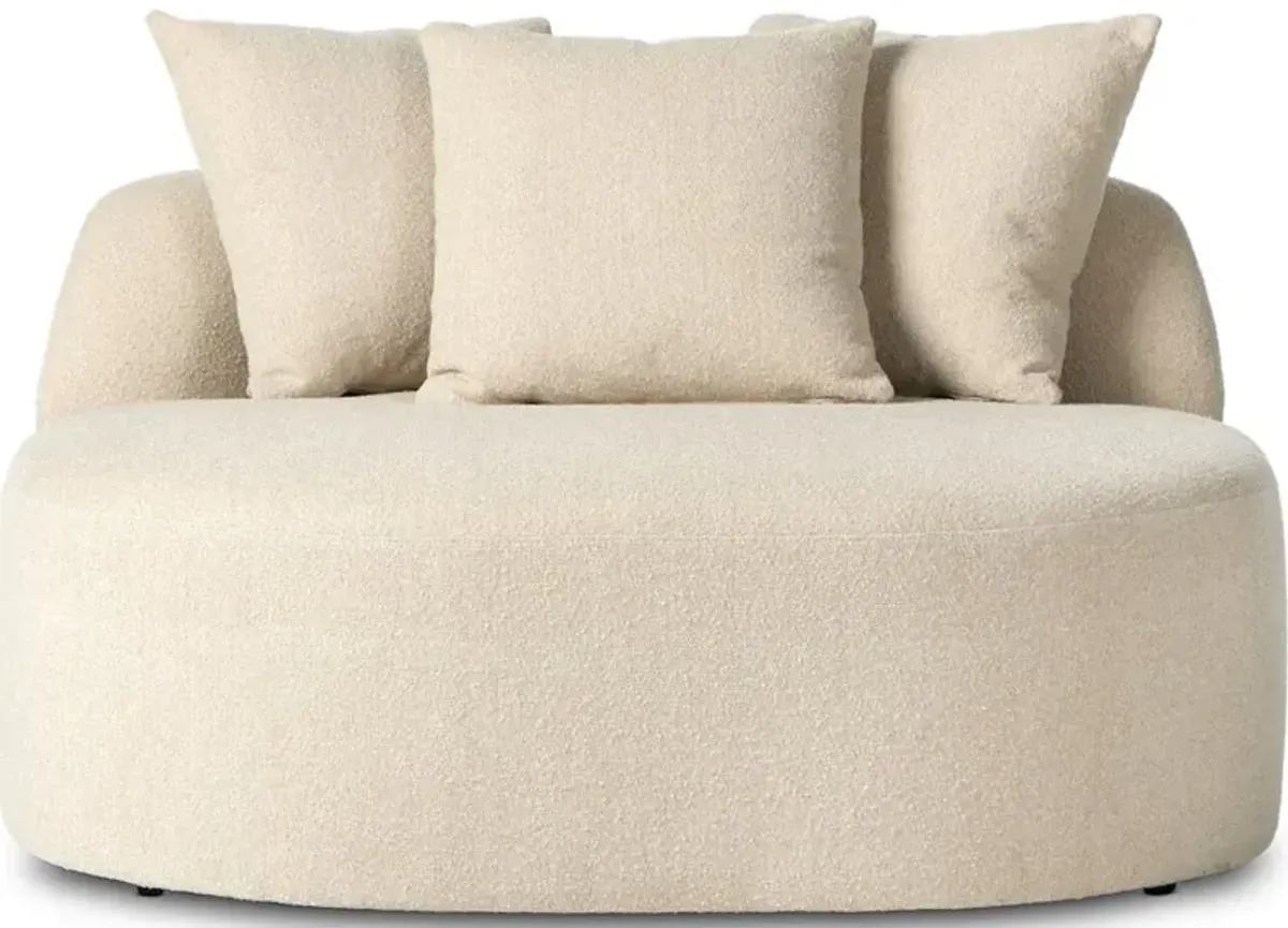 Micah Chaise-Oland Linen