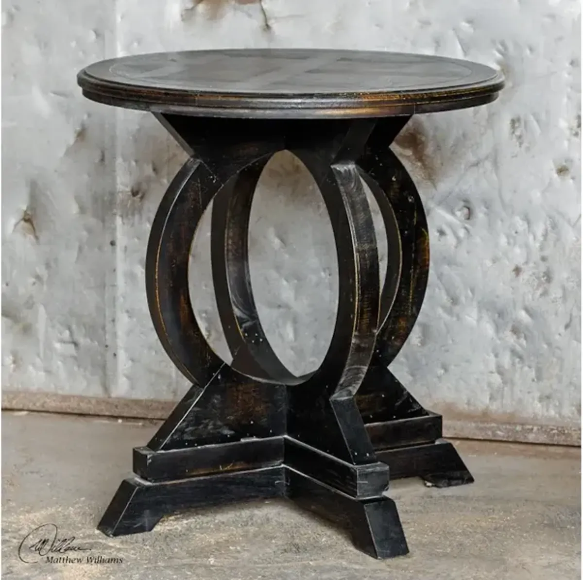 Maiva Black Side Table