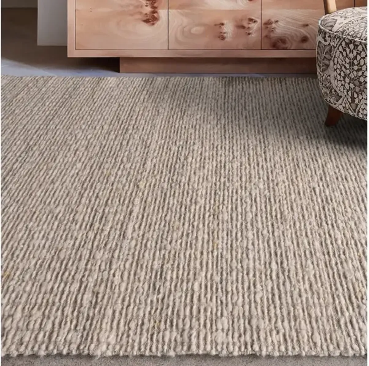 Lovelle Ivory Soft Wool 6 X 9 Rug