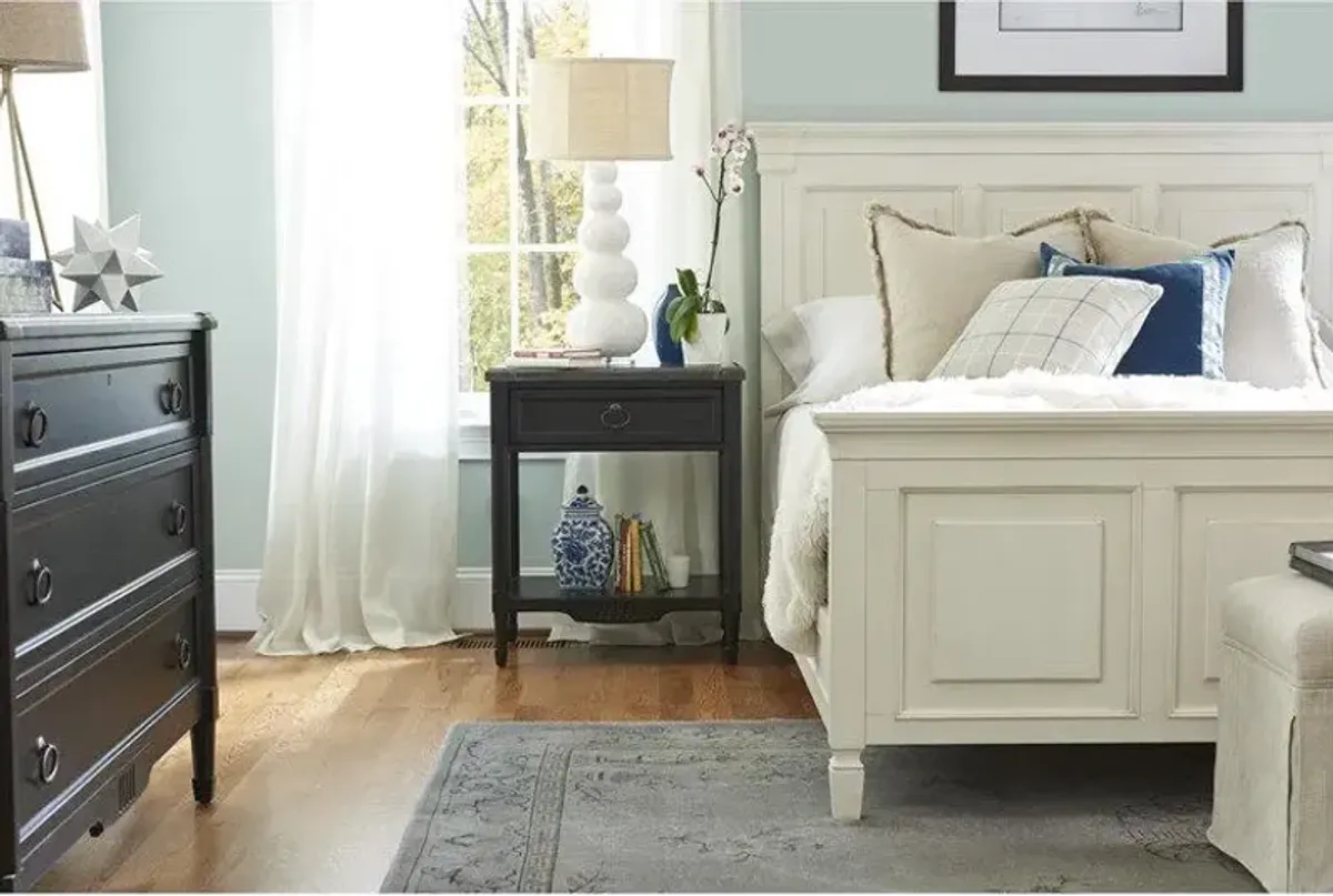 Summer Hill Queen Panel Bed