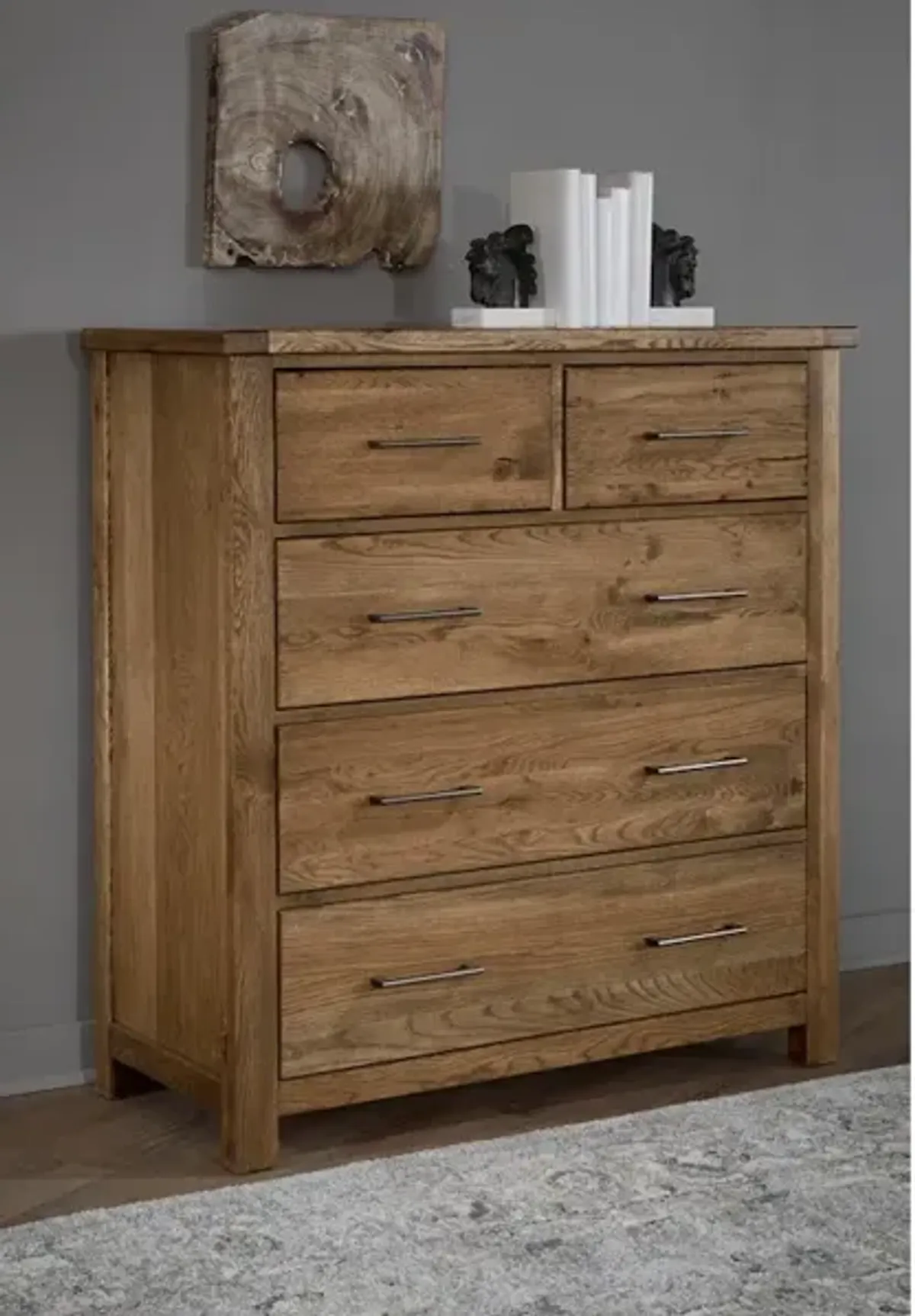 Standing Dresser