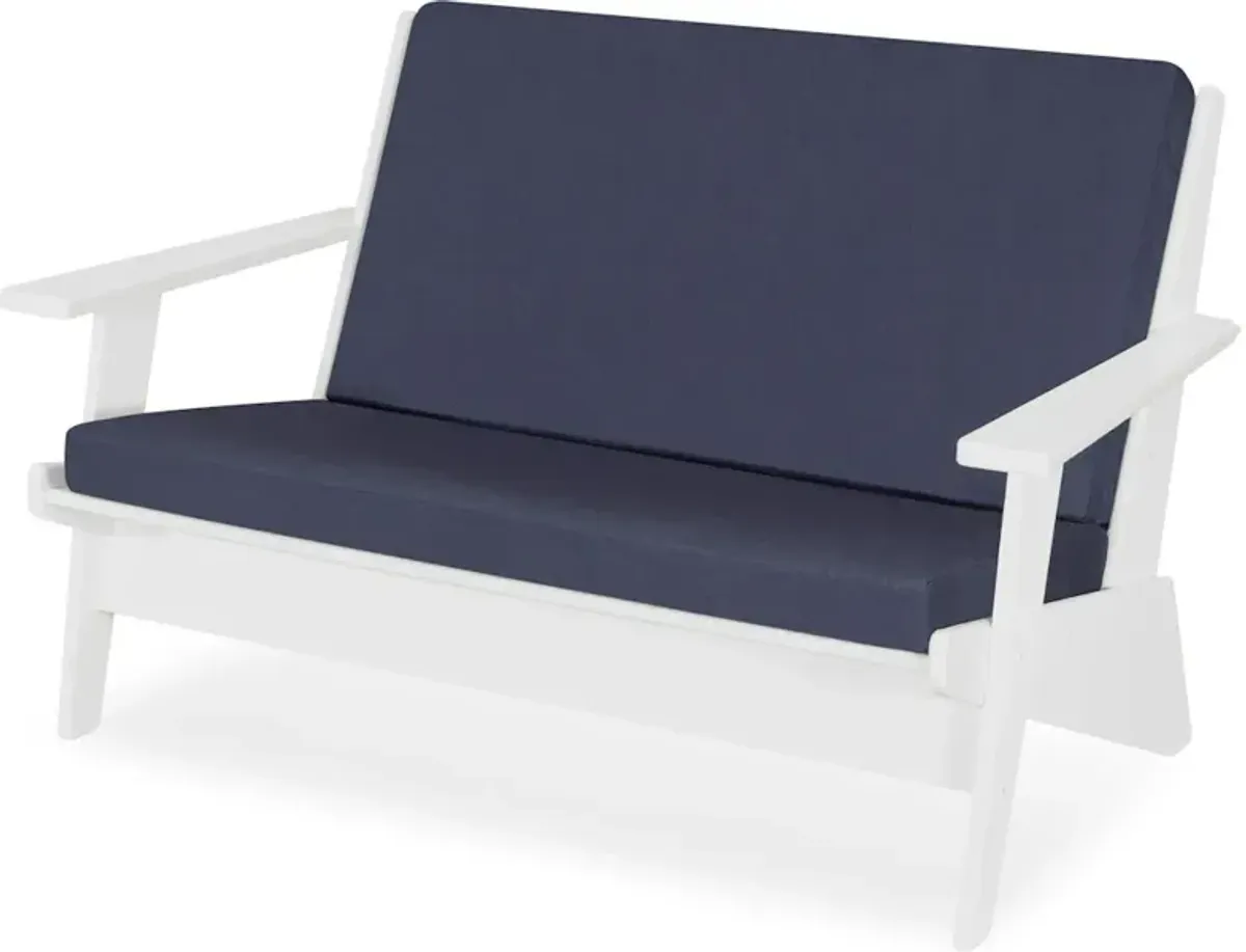 Modern Lounge Settee