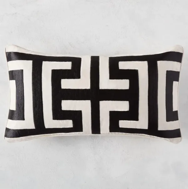 Cace Pillow Collection - Natural/Black