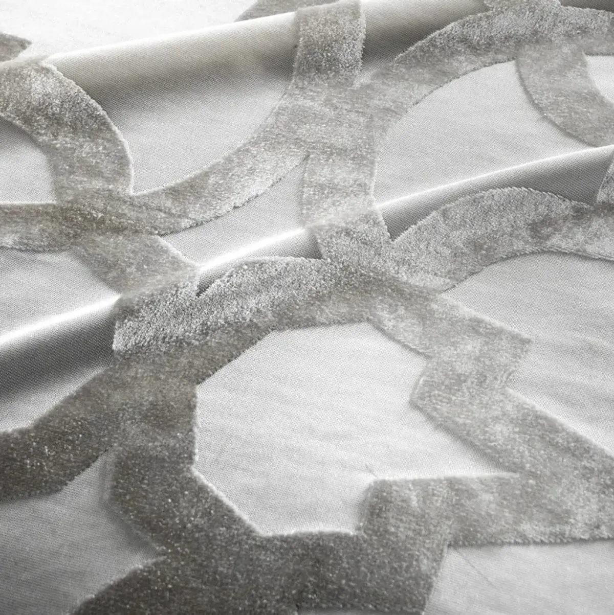 Edessa Bedding - Silver