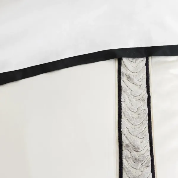 Gianna Frame Bedding - Grey/Black