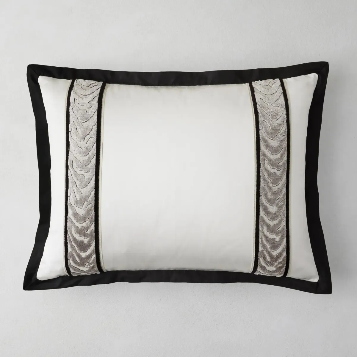 Gianna Frame Bedding - Grey/Black