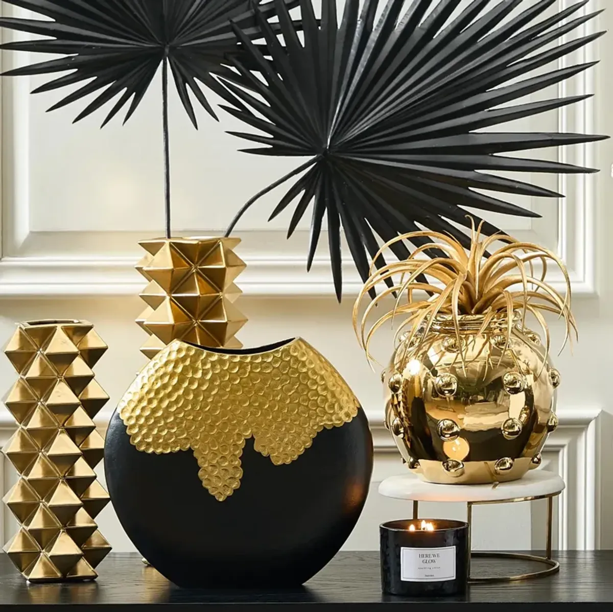 Noir Vase