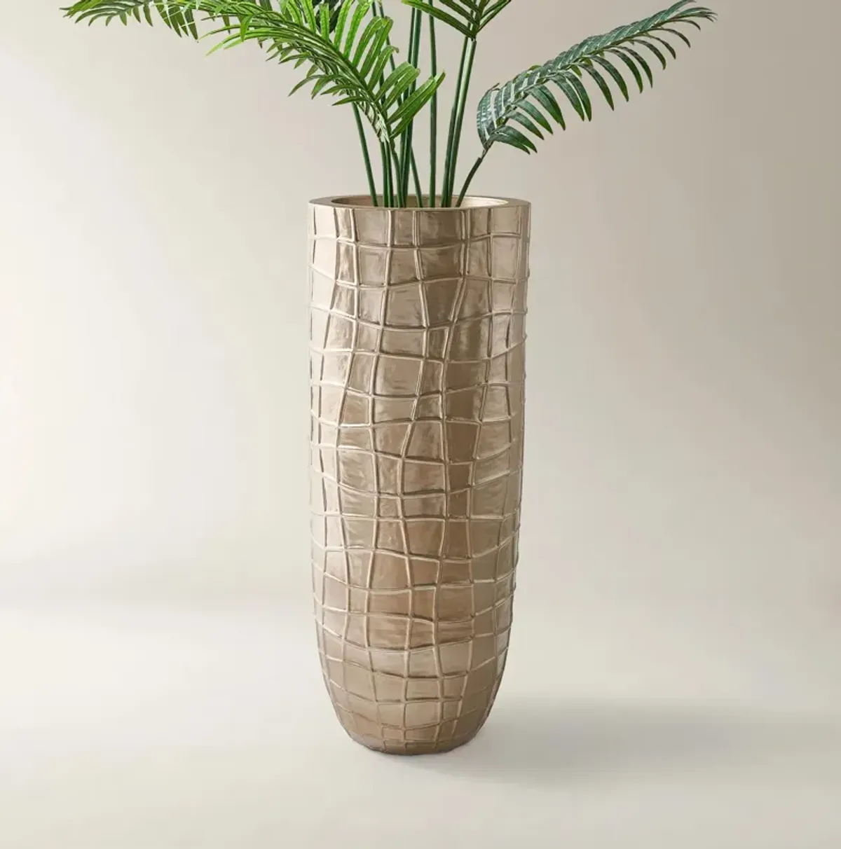 Luca Planter