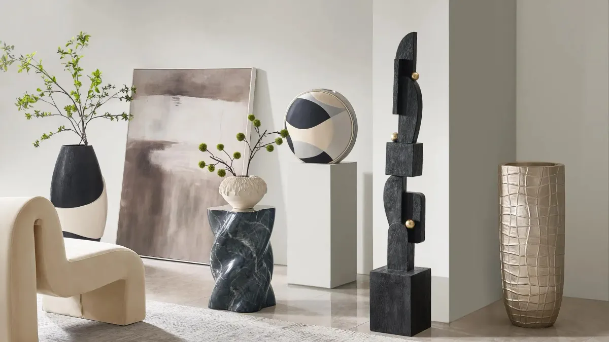 Daria Vase