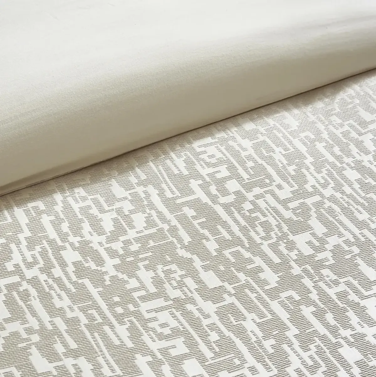 Podva Embroidered Bedding Set - Pearl/Ivory