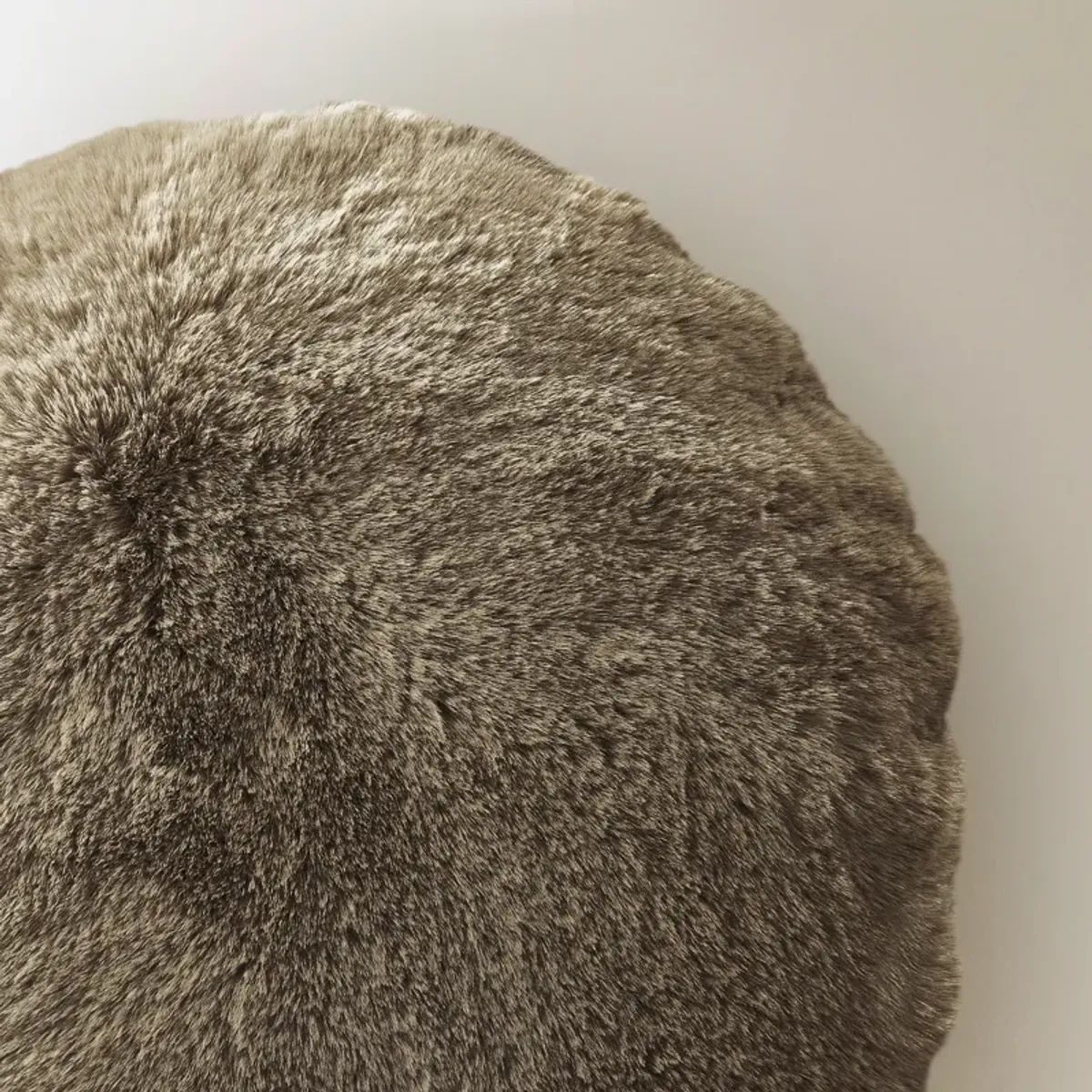 Shay Faux Fur Round Pillow 18" - Rich Mocha